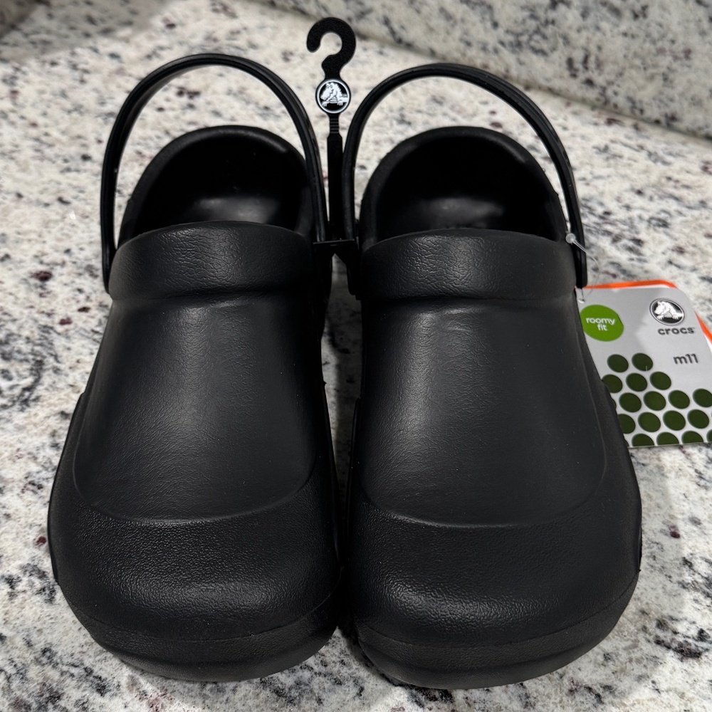 CROCS Specialist M11 NWT Black Classic Clog - Picture 9 of 11